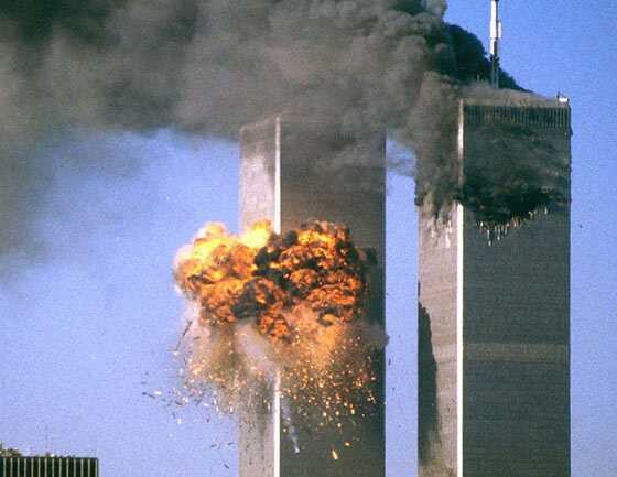 Теракт 9/11: почему люди продолжают верить, что башни-близнецы атаковали по приказу правительства США